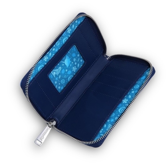 Loungefly Disney Moana Maui's Fish Hook & Gramma Tala Stingray Small Zip… - Picture 3 of 3